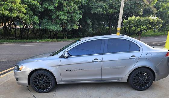 MITSUBISHI LANCER 2.0 HLE 16V GASOLINA 4P AUTOMÁTICO MITSUBISHI LANCER 2.0 HLE 16V GASOLINA 4P AUTOMÁTICO
